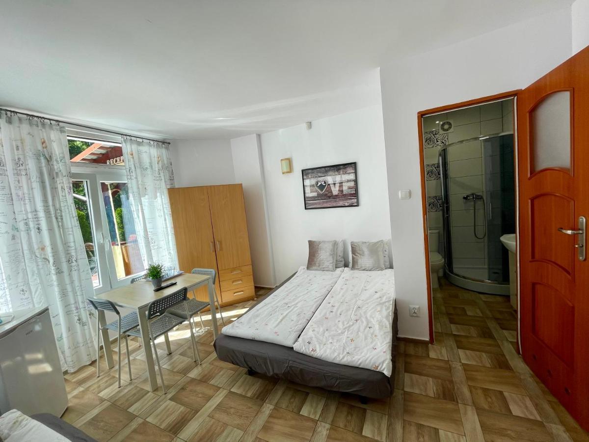 Hotel Roza Wiatrow Sztutowo Exterior foto